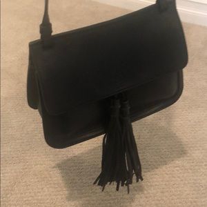 Authentic Gucci leather crossbody/shoulder bag
